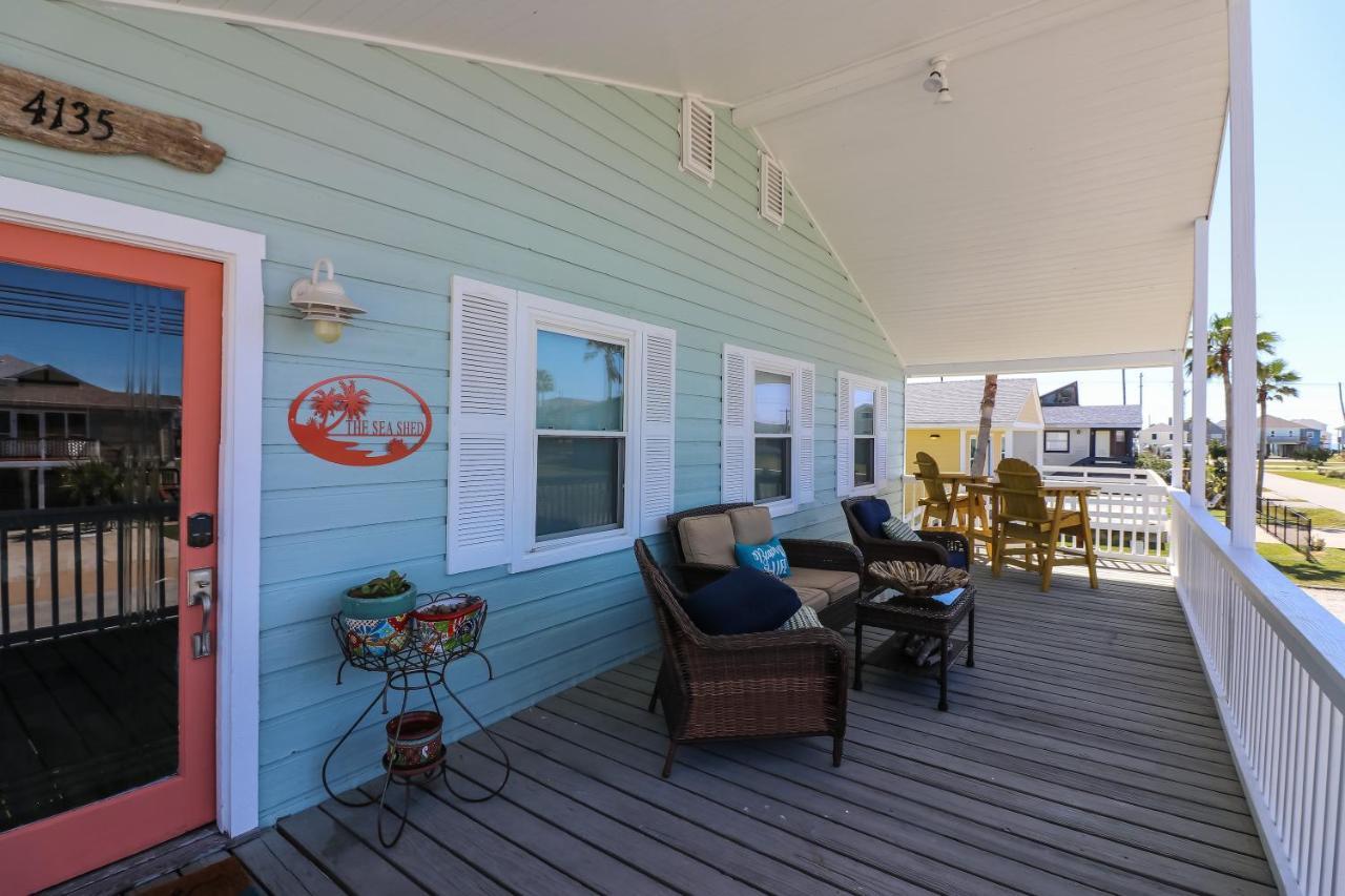 One-Of-A-Kind Beach Home With Lounge Bar Game Room Galveston Exterior photo
